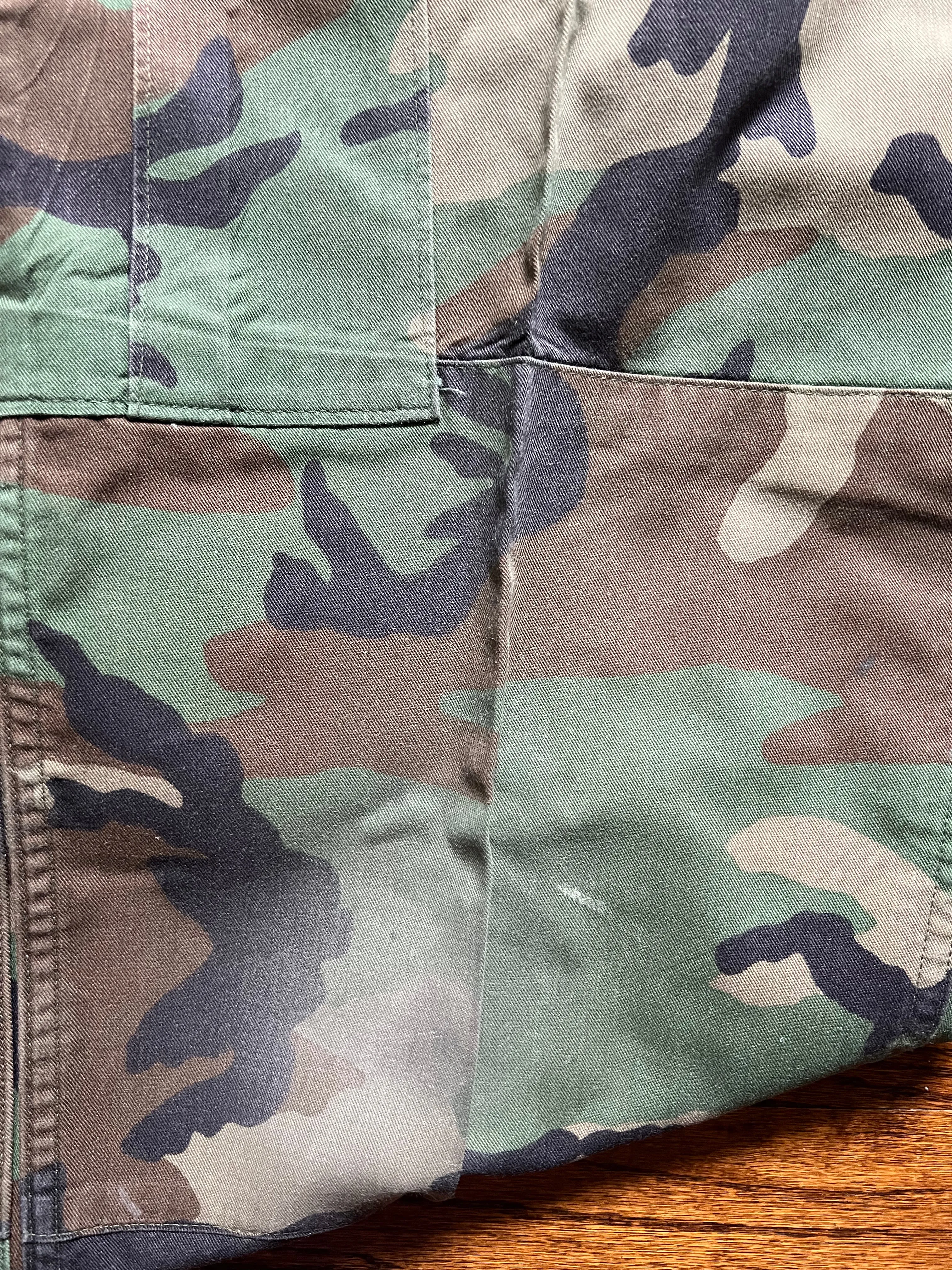 1994 Woodland Camouflage Combat Trousers Large Short