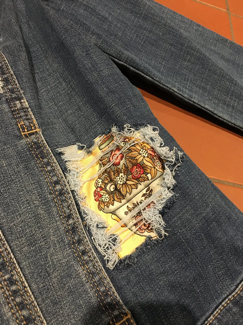 Hermes Vintage Qui' Import le Flacons Silk Patch Denim Jacket