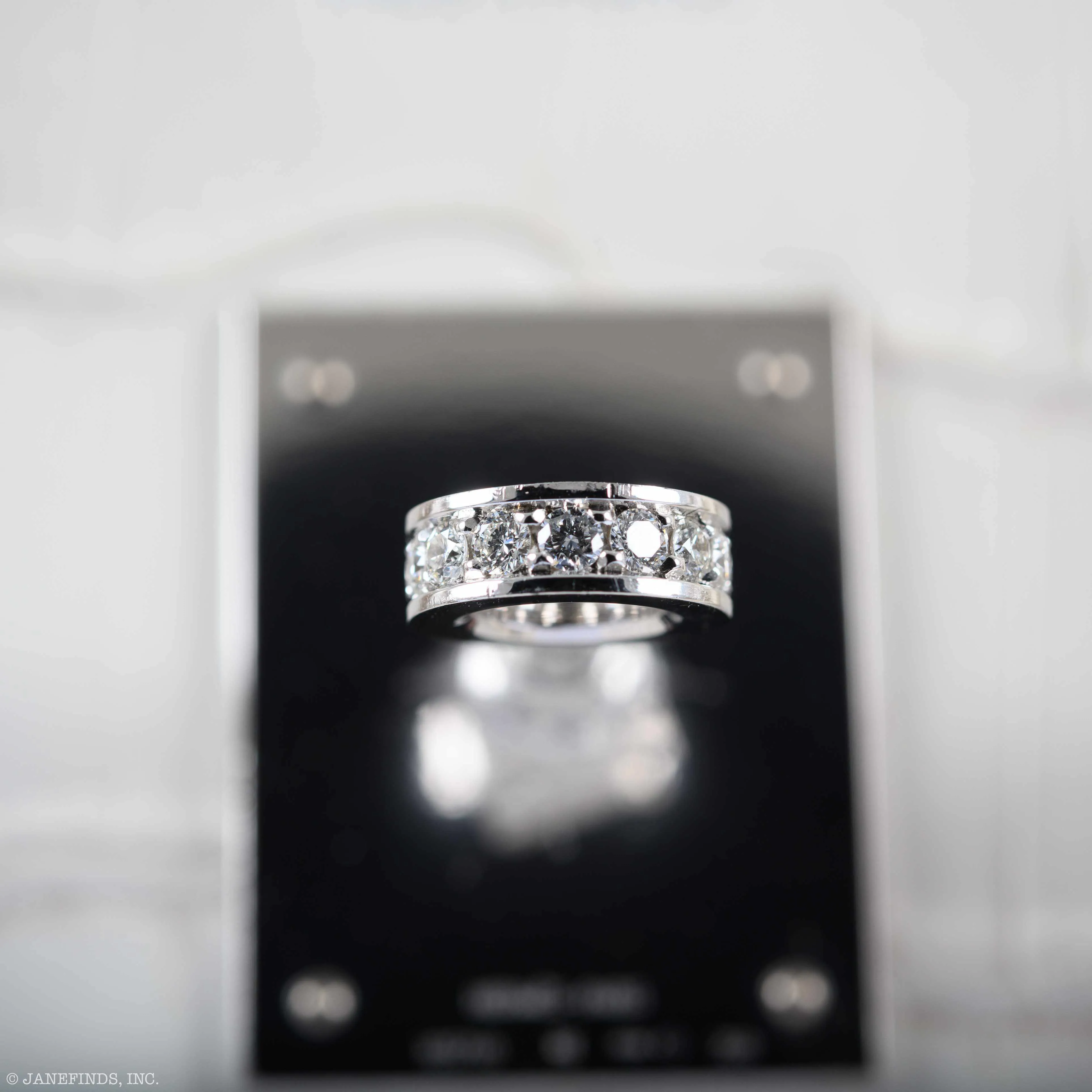 Hermès Diamond Himalaya Birkin 35 Matte Nilo Crocodile 18K White Gold Diamond Hardware
