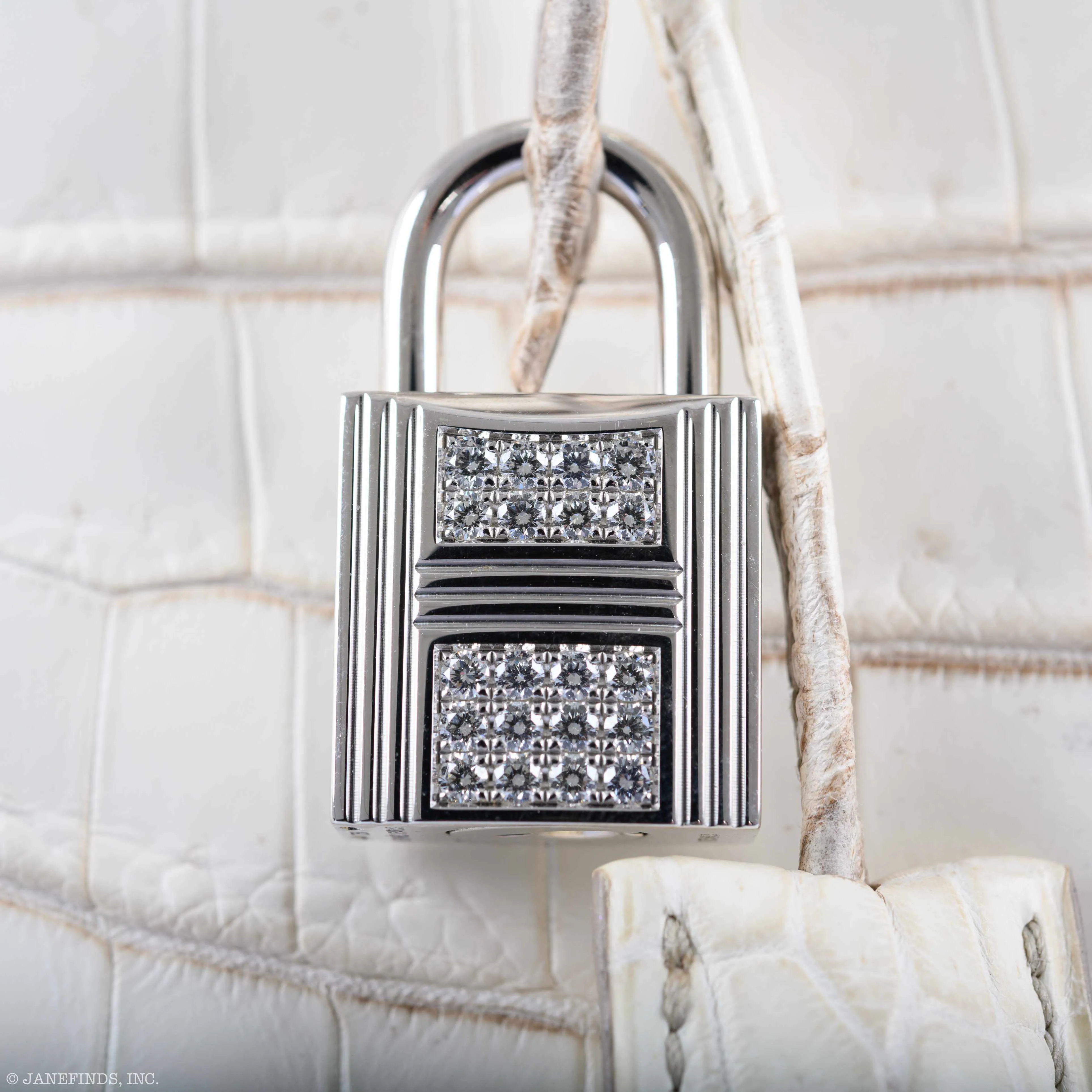 Hermès Diamond Himalaya Birkin 35 Matte Nilo Crocodile 18K White Gold Diamond Hardware