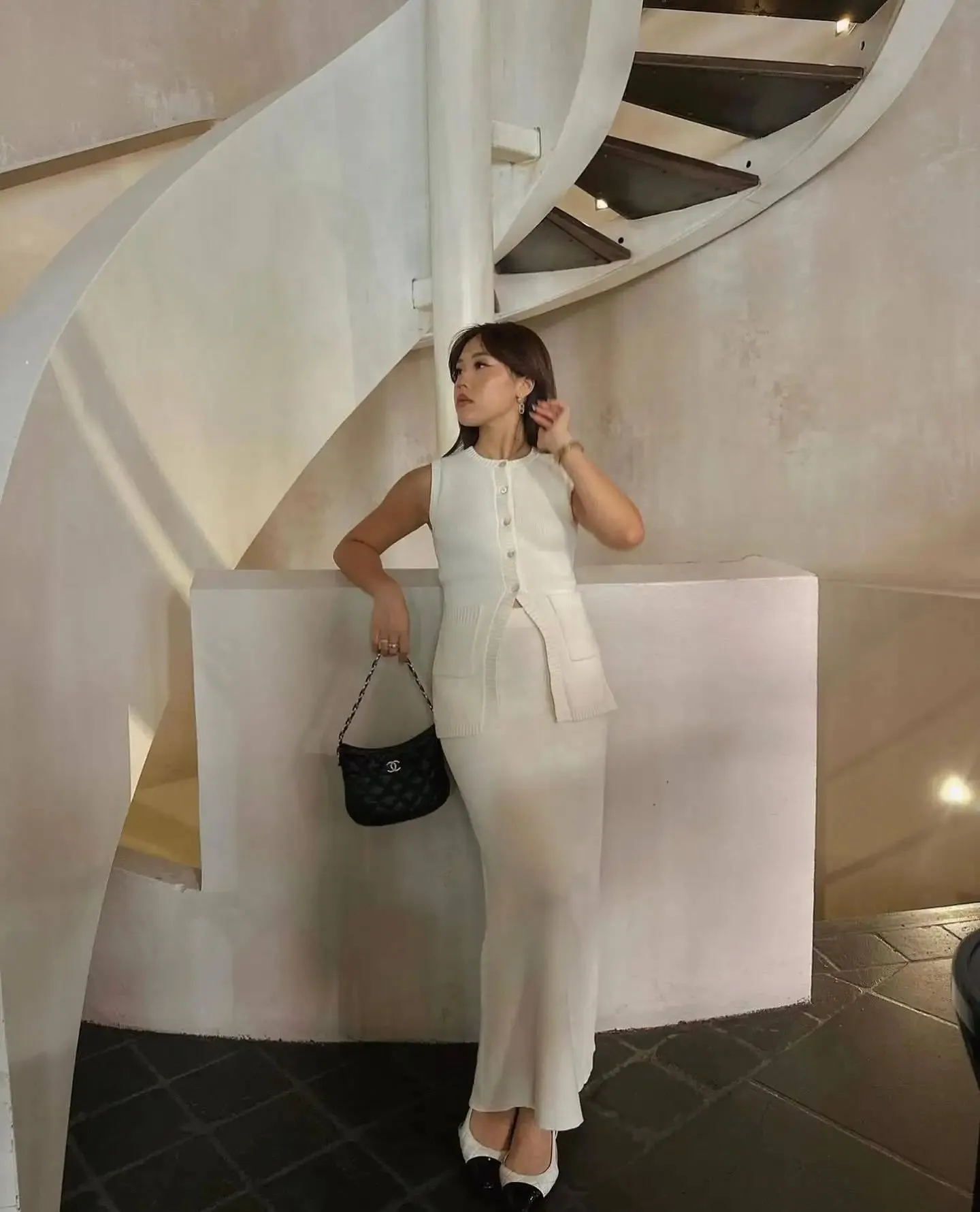 Knitted Solid Slit Vest and Long Skirt Suit